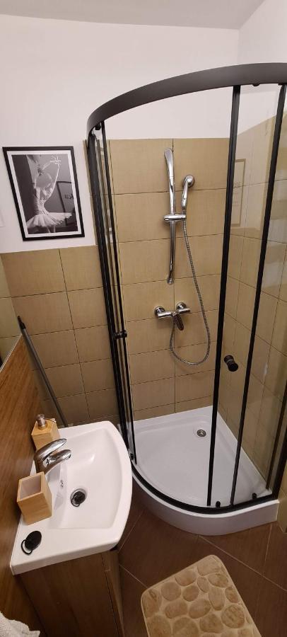 Apartment W Centrum Warszawy I Warschau